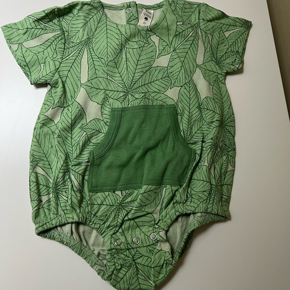 kate quinn Green Leaf Print Baby One-Piece Bodysuit